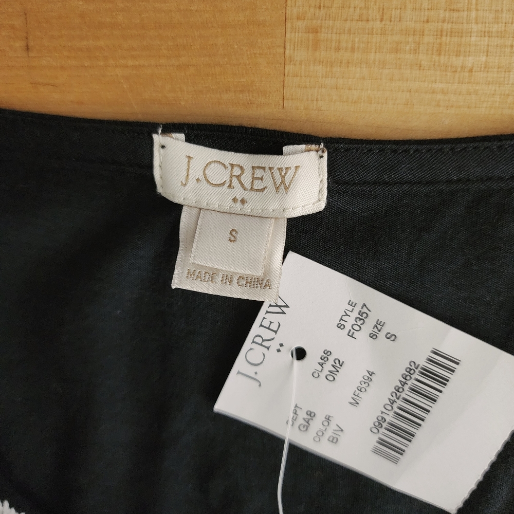J Crew Factory Sleeveless Top Womens Size Small Black White Embroidery NWT - Picture 8 of 10